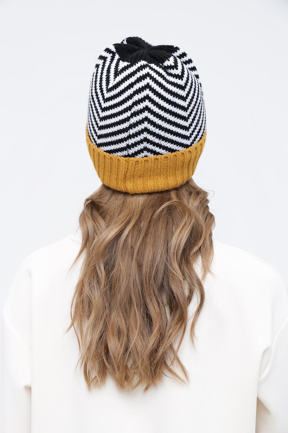 Шапка Bugatti полосатая горчичная