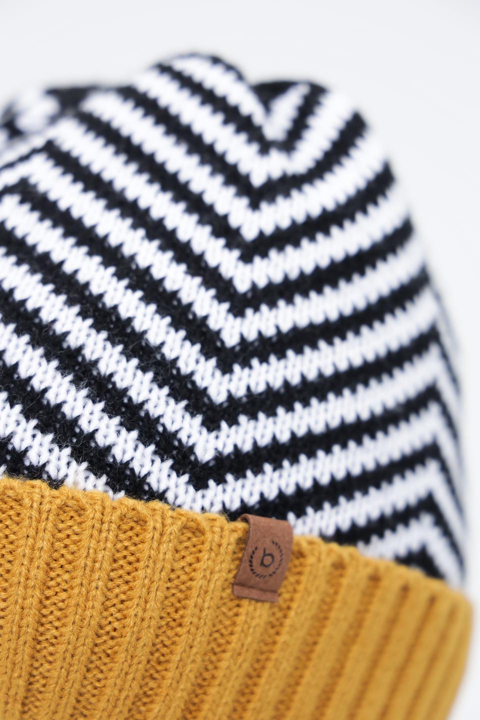 Шапка Bugatti полосатая горчичная