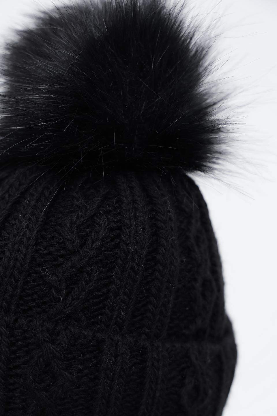 Шапка Bugatti с помпоном чёрная