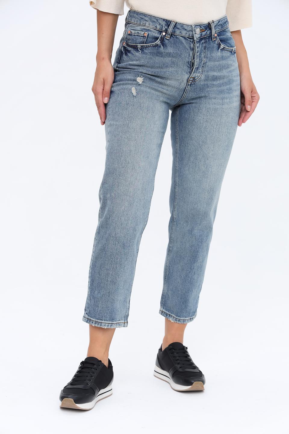 Джинсы Oui с потертостями голубые