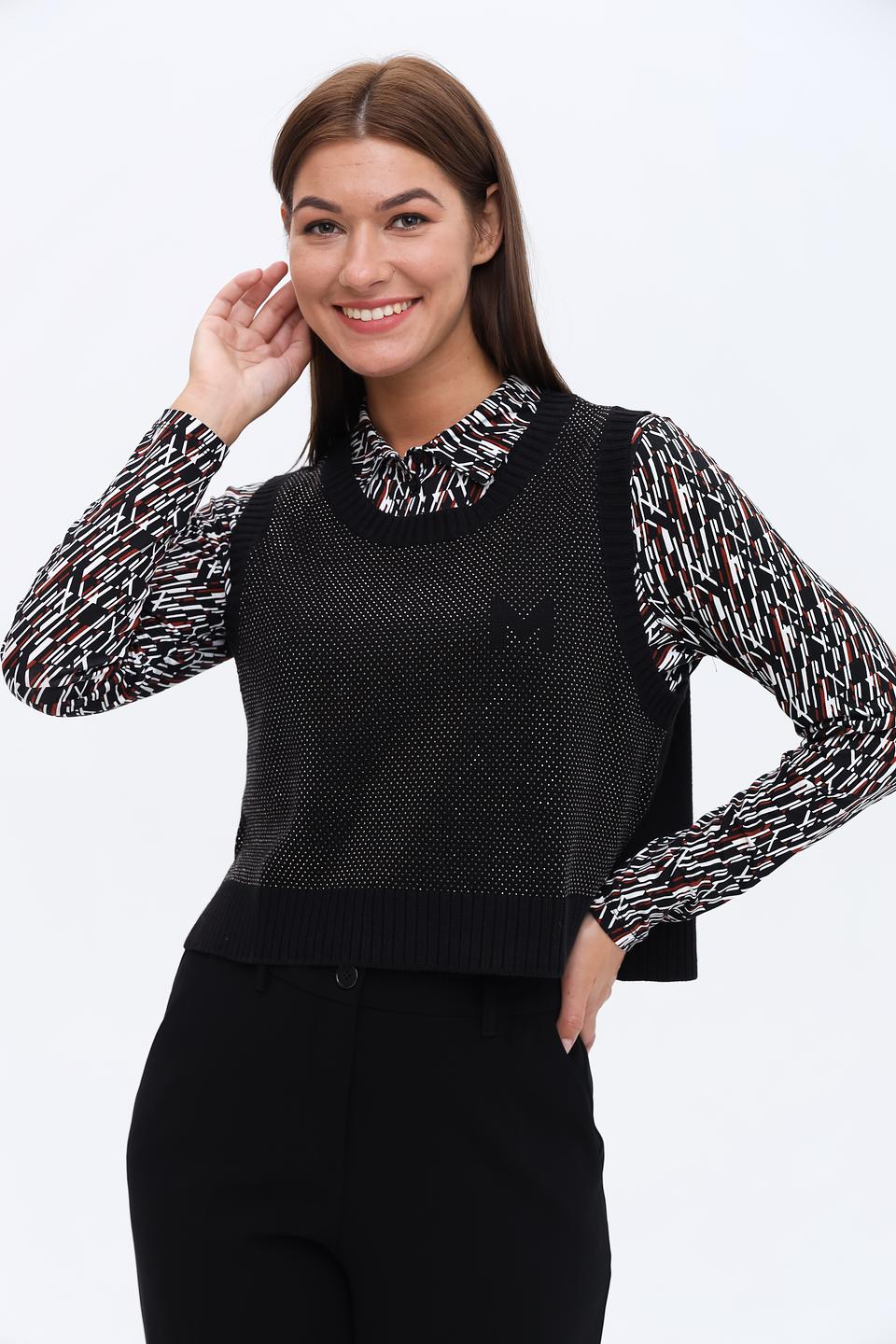 Жилет Monari чёрный с вышивкой M