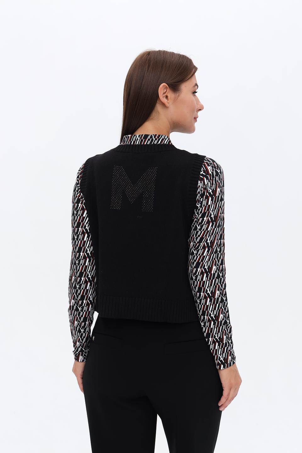 Жилет Monari чёрный с вышивкой M