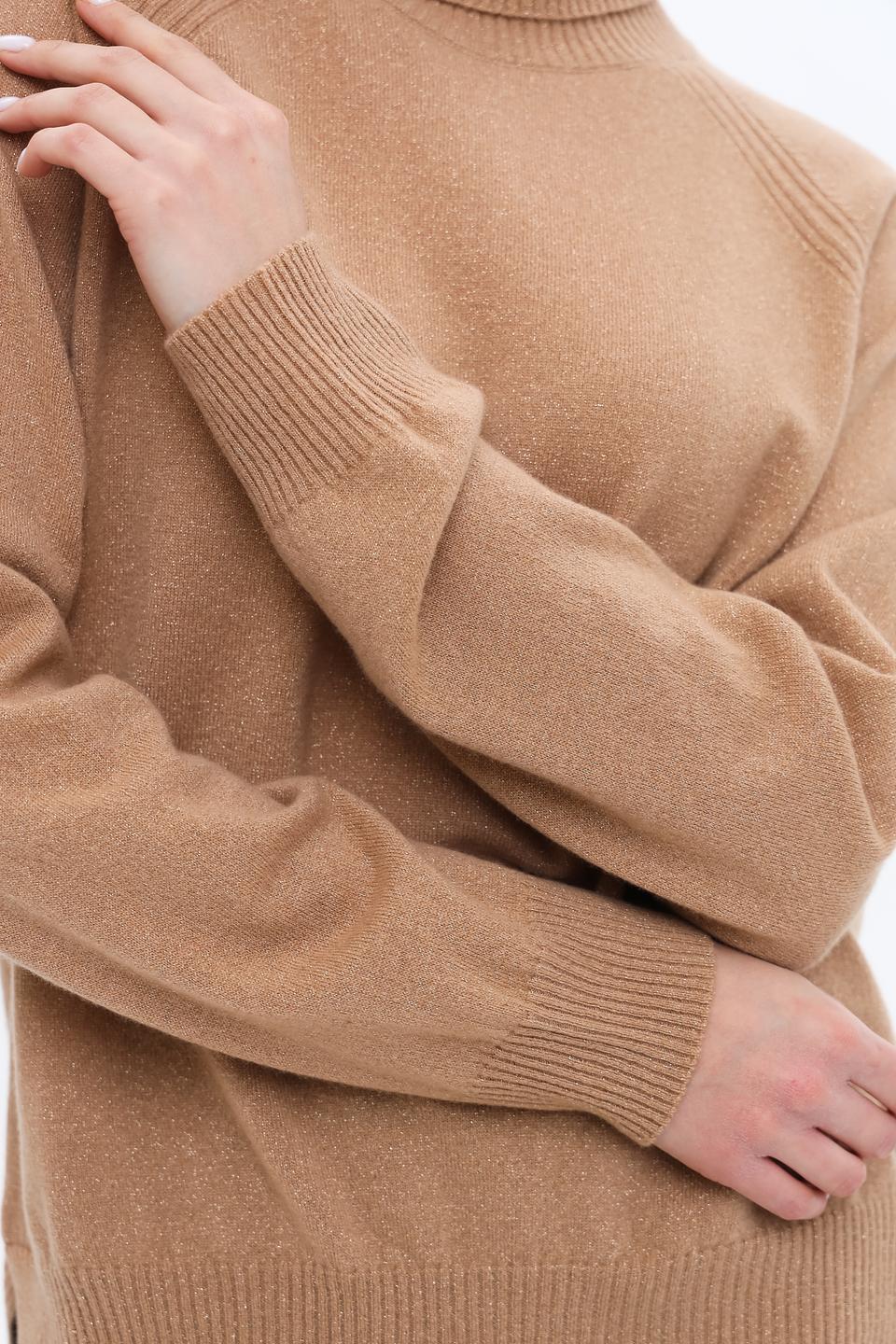 Джемпер Twin Set бежевый с горлом