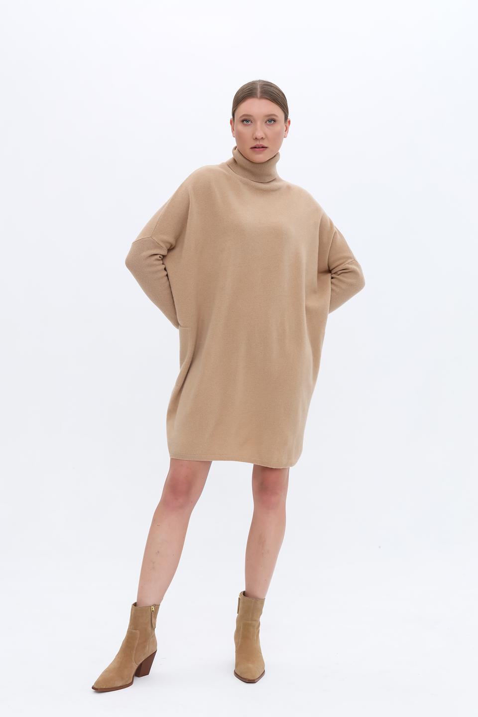 Платье Catnoir вязаное бежевое