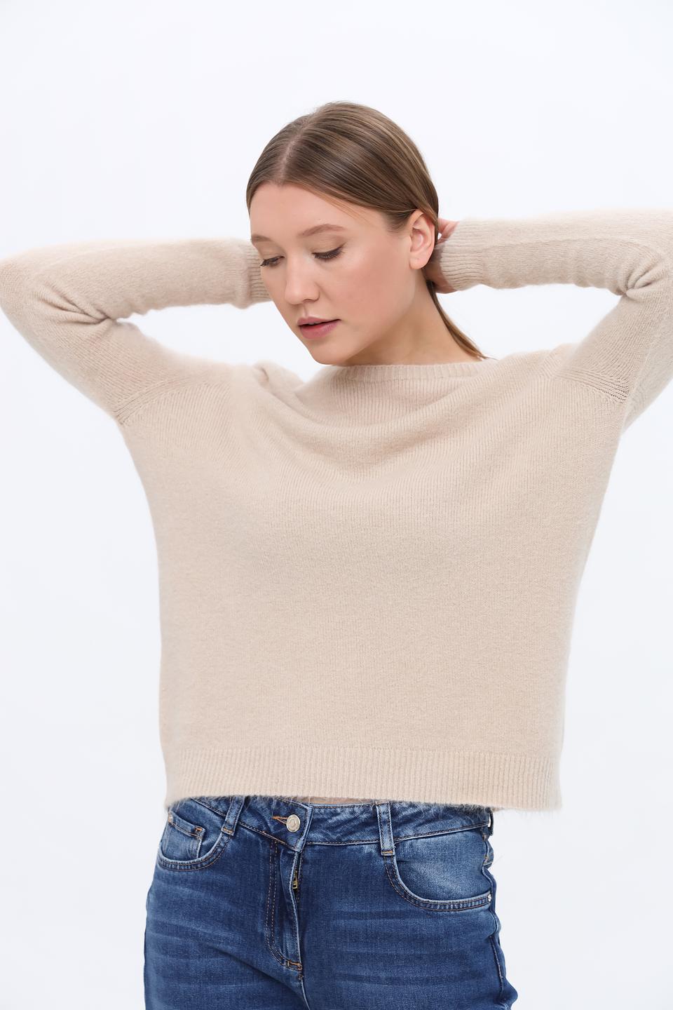 Пуловер Rich and Royal бежевый