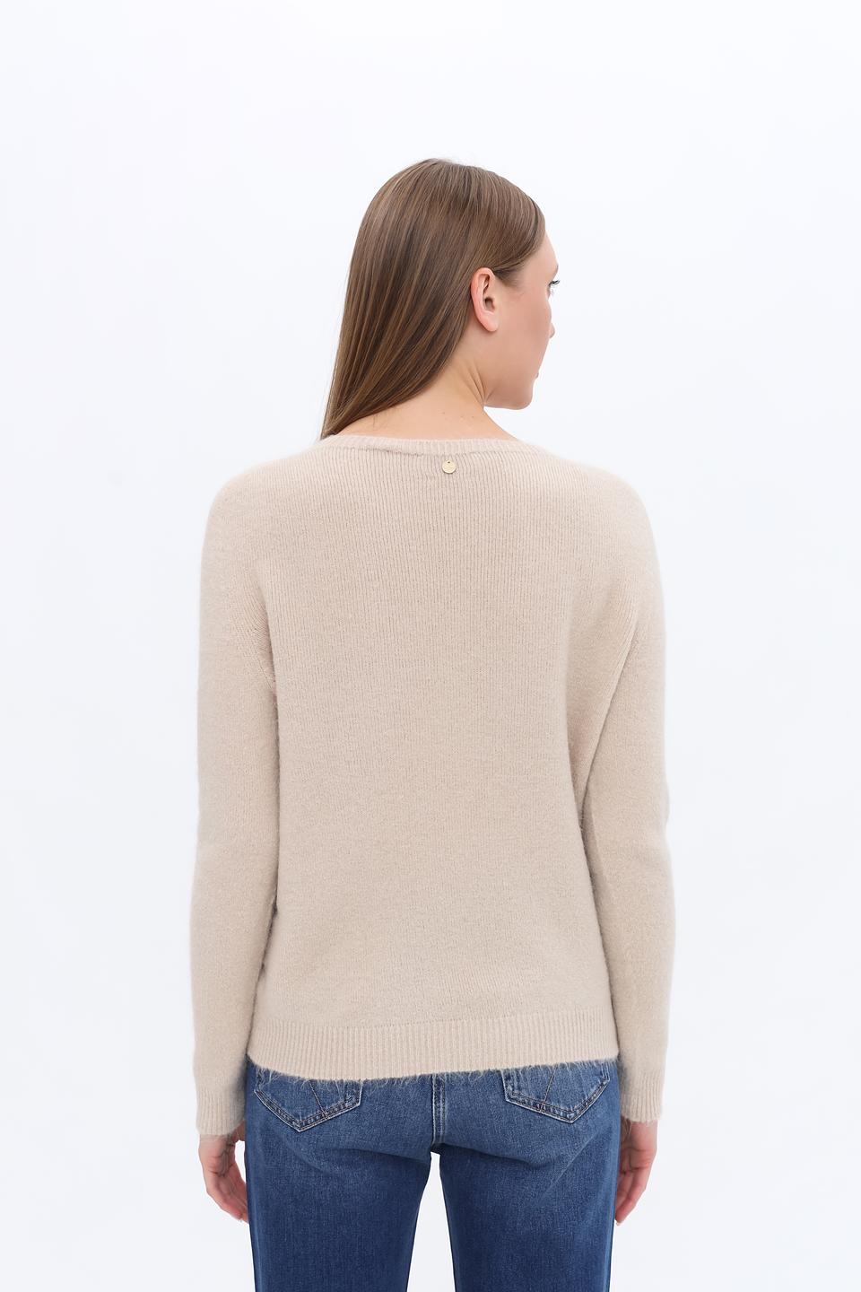 Пуловер Rich and Royal бежевый