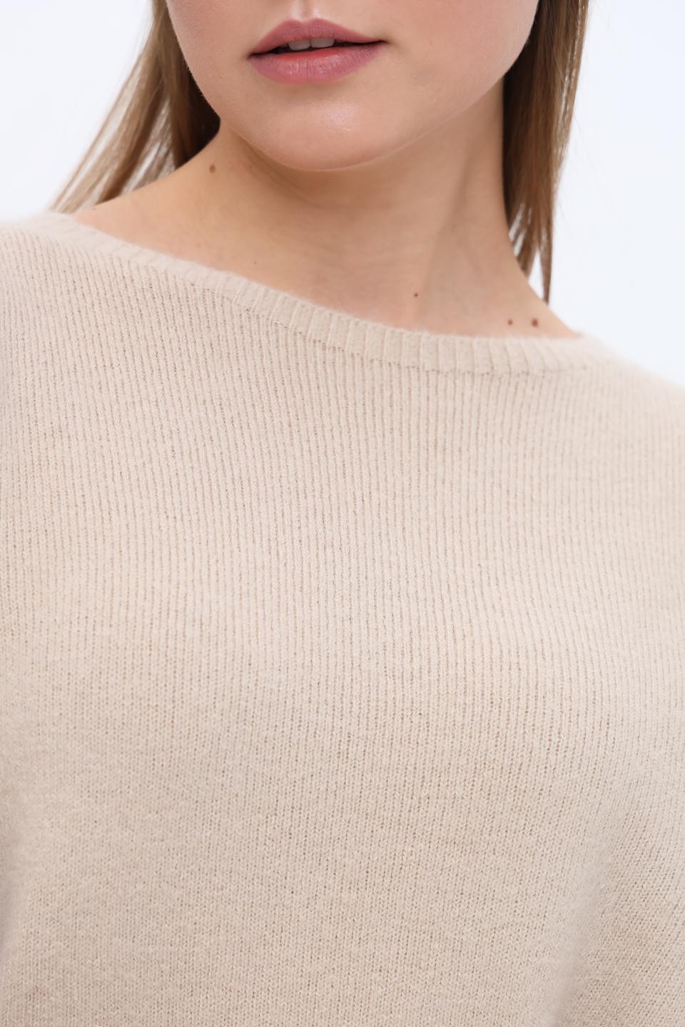 Пуловер Rich and Royal бежевый