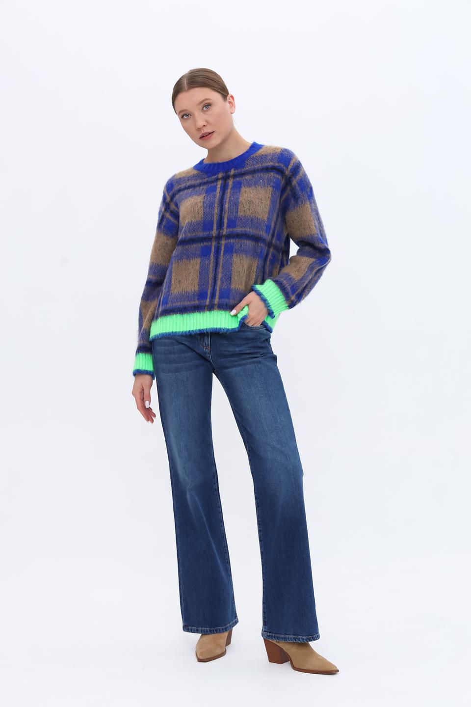 Пуловер Oui в клетку синий