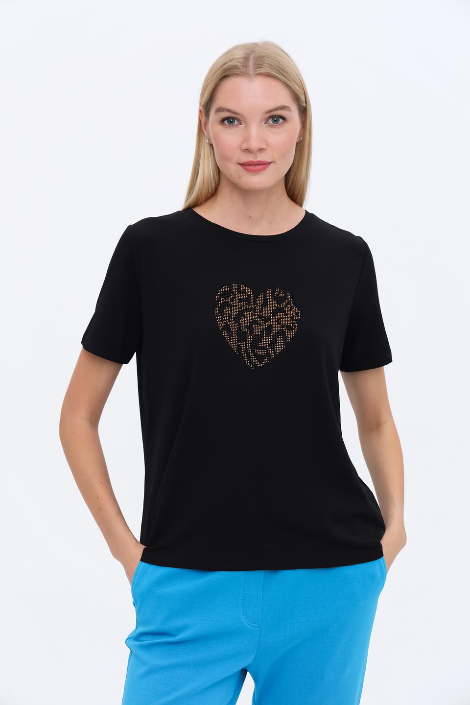 Футболка More and More с сердцем