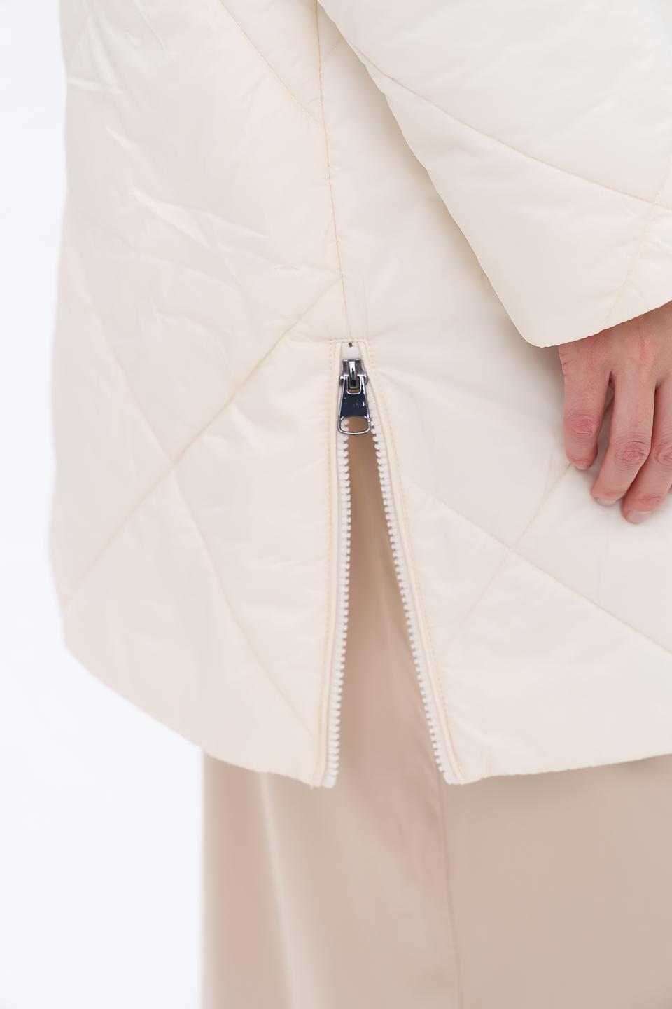 Пальто Lecomte стеганое бежевое