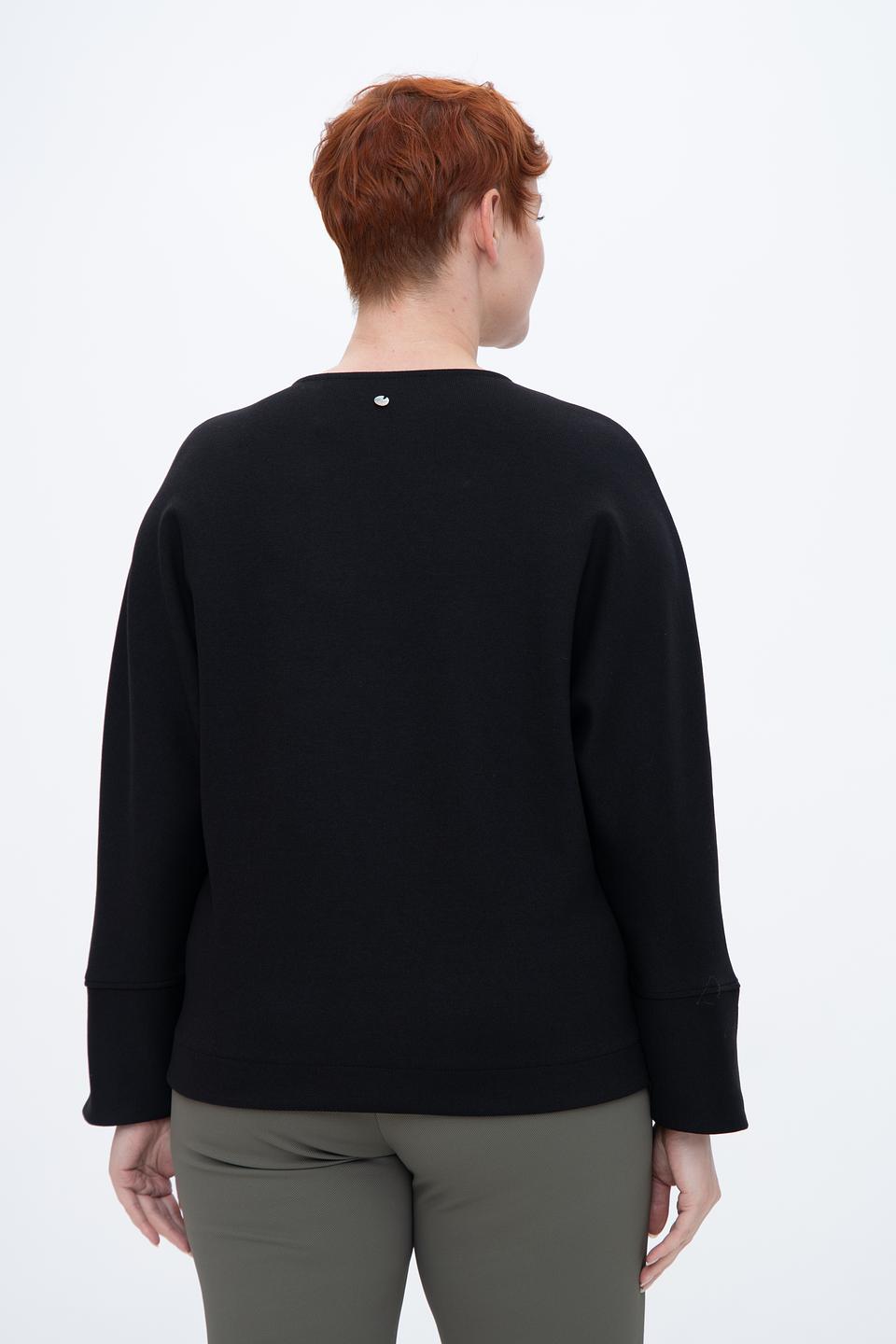 Пуловер Bianca чёрный с манжетами