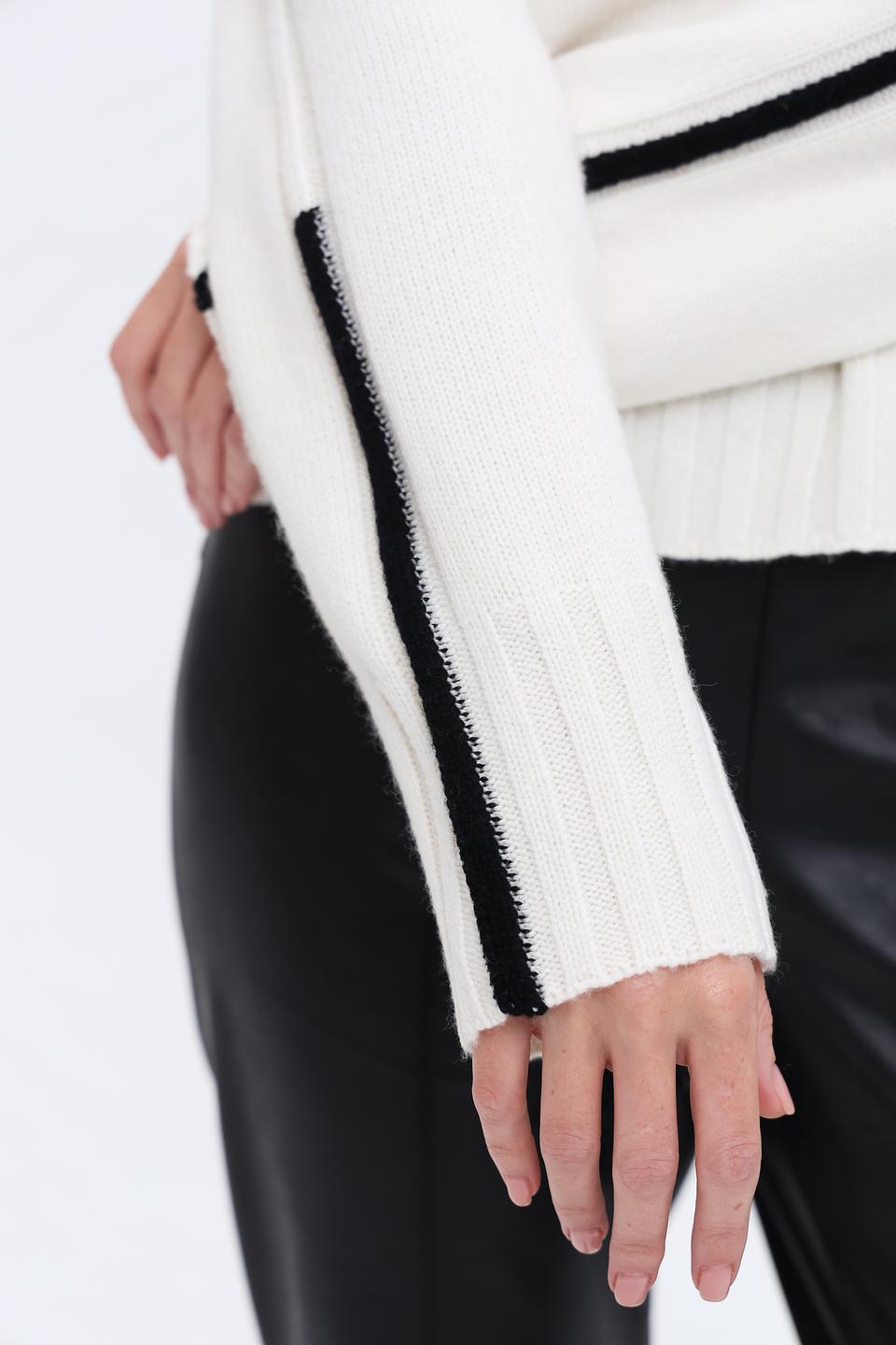 Пуловер Marc Cain с полосками