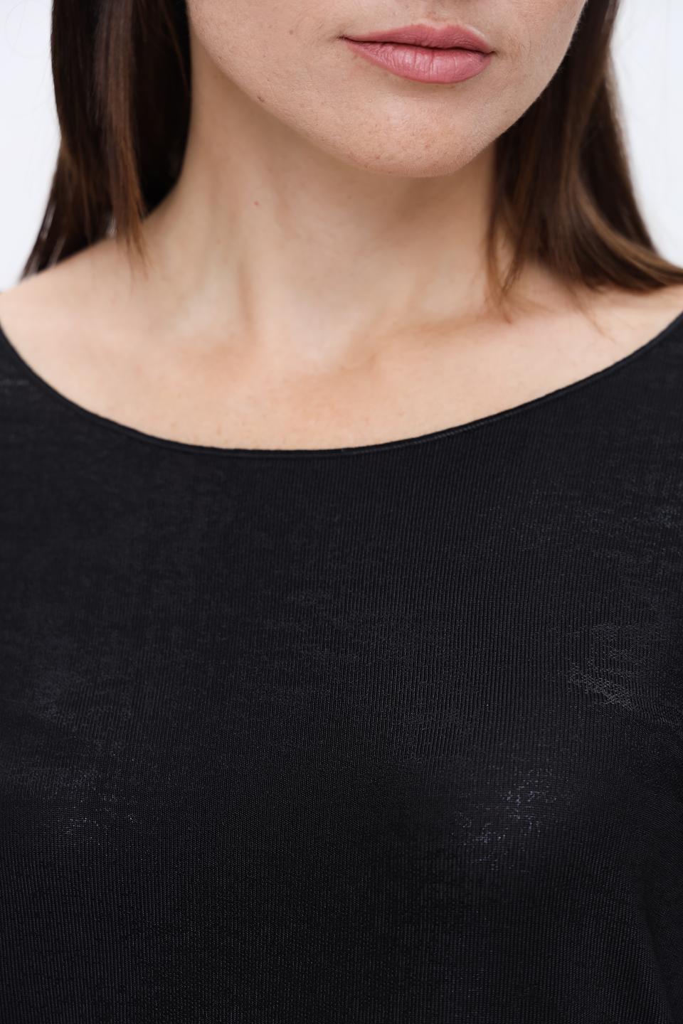 Лонгслив Monari чёрный с текстурой