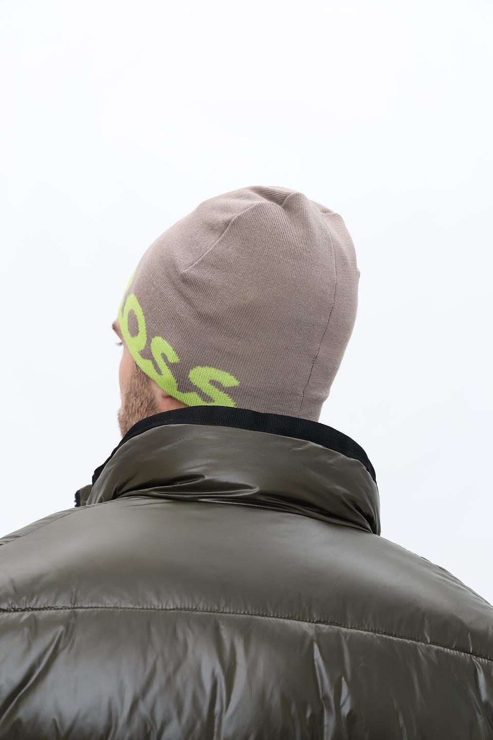 Шапка Boss Green с логотипом серая