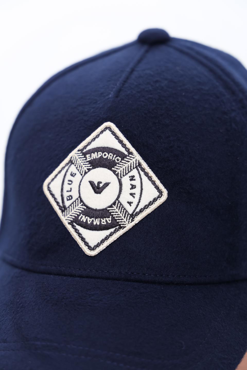 Бейсболка Emporio Armani синяя