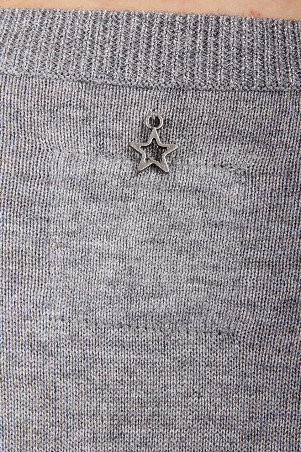 Пуловер Via Appia серый V-образный