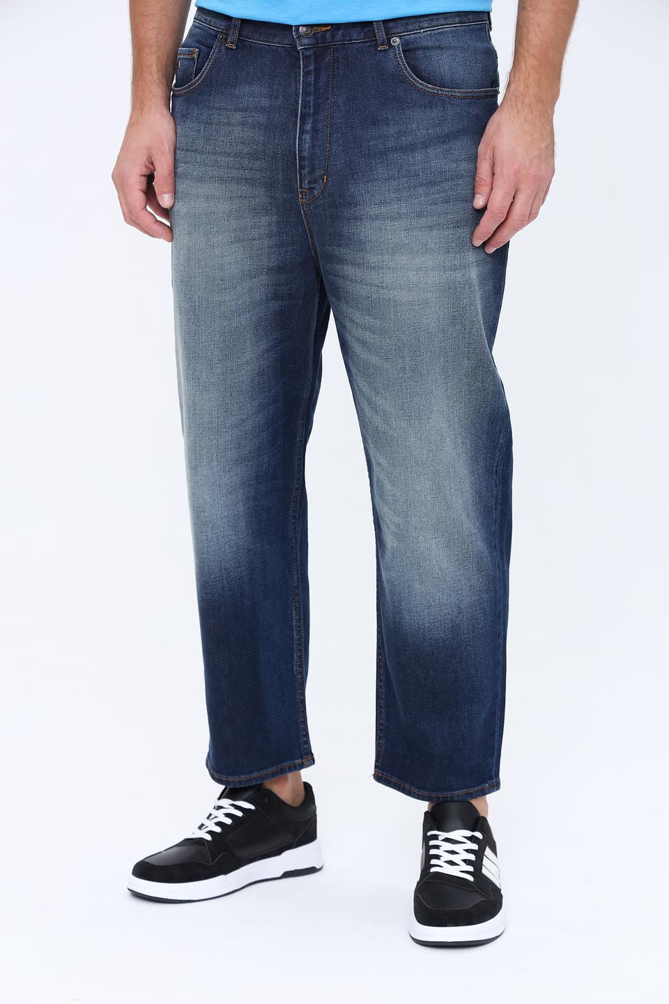 Джинсы Emporio Armani синие, свободный крой