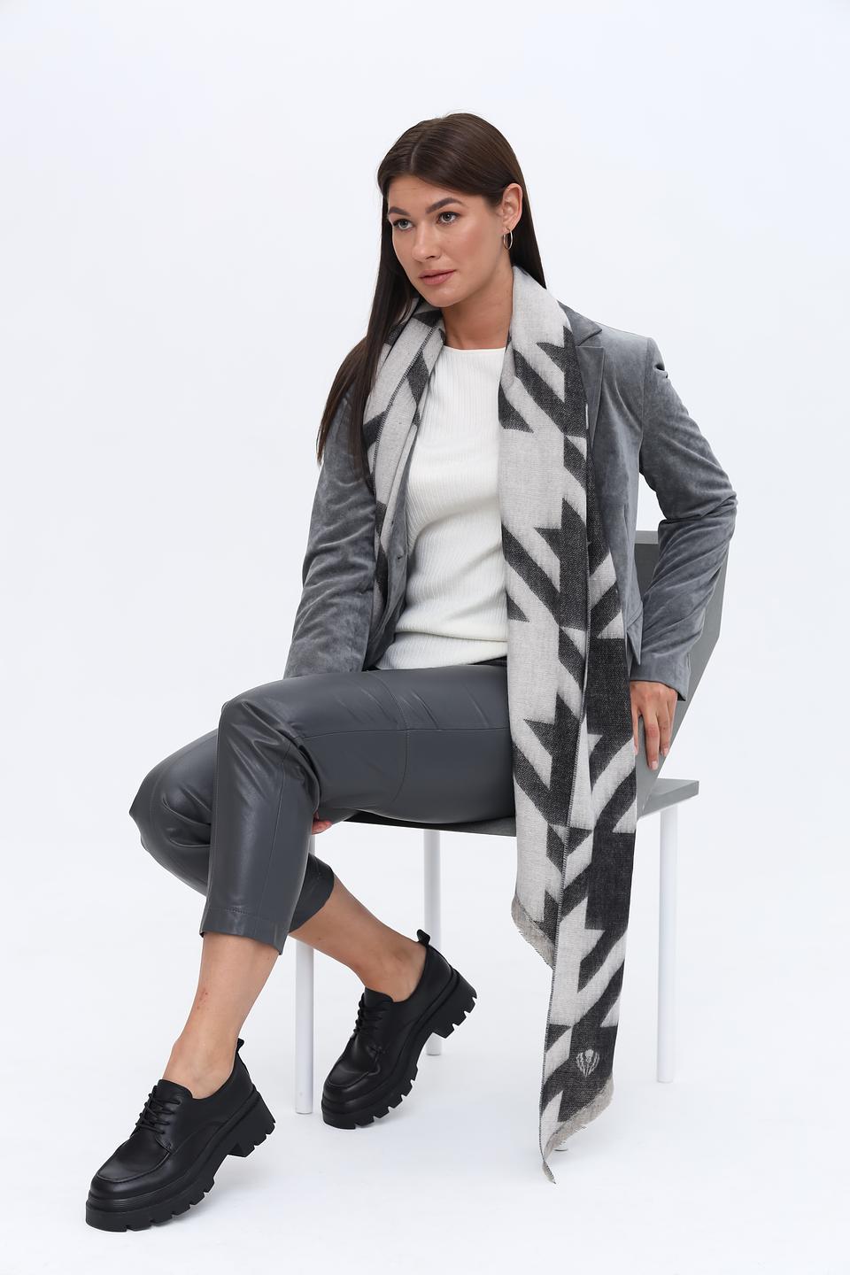 Шарф Fraas в клетку серый