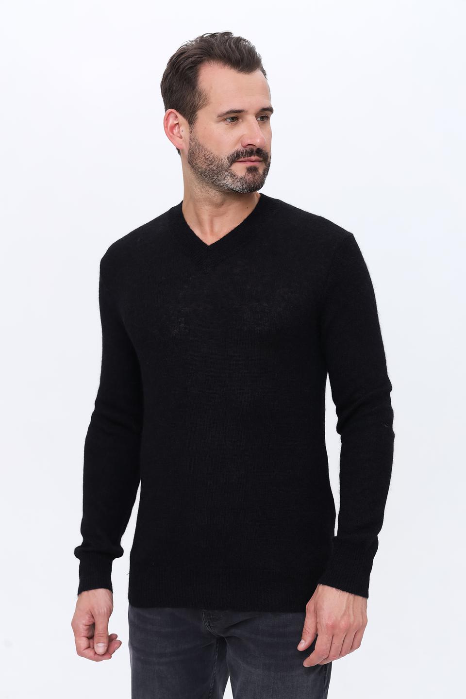 Джемпер Strellson V-образный чёрный