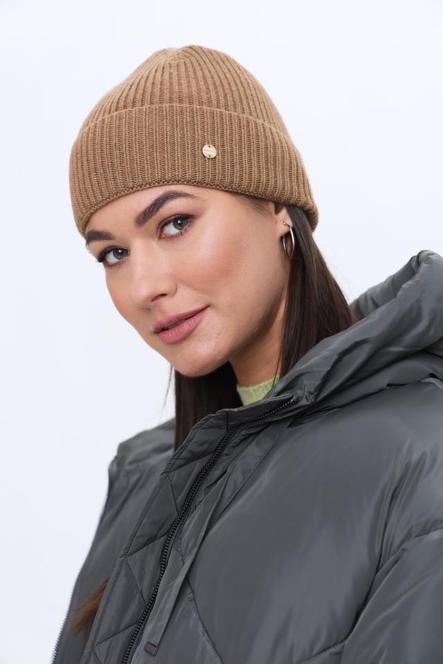 Шапка Coccinelle бежевая