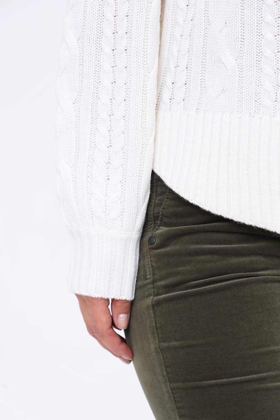 Пуловер Repeat с косами молочный