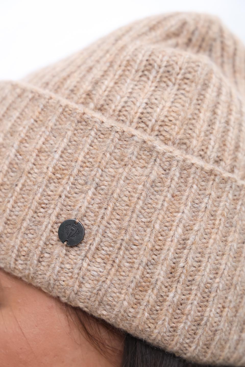 Шапка Fraas вязаная бежевая