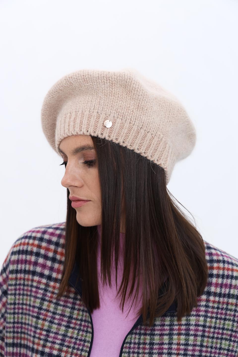 Берет Adel вязаный бежевый