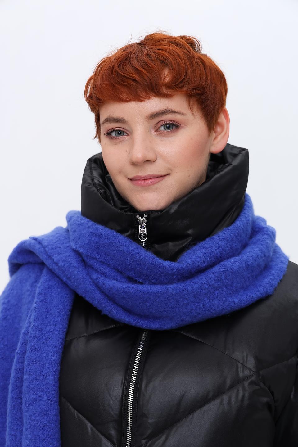 Шарф Oui синий с бахромой