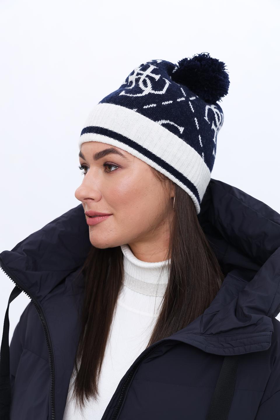 Шапка Guess с помпоном синяя