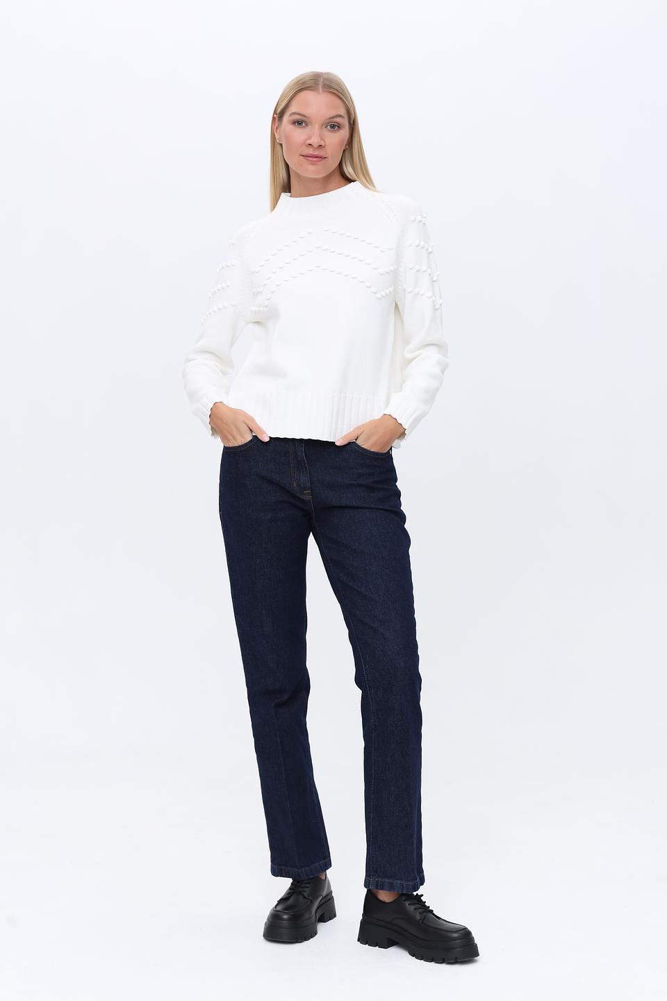 Пуловер More and More с декором белый