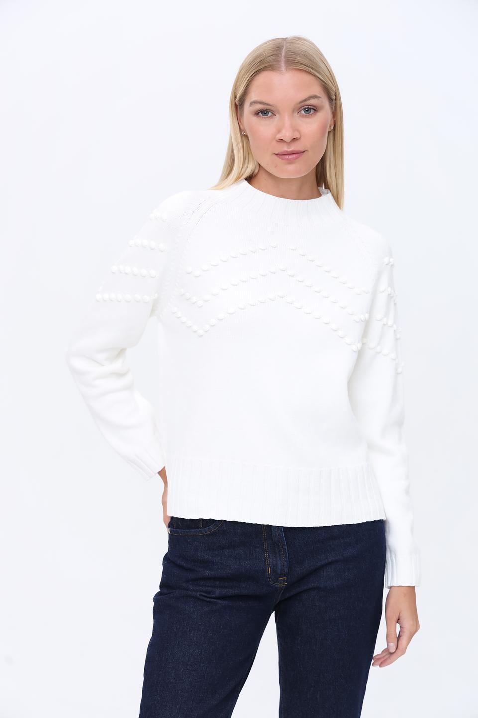 Пуловер More and More с декором белый