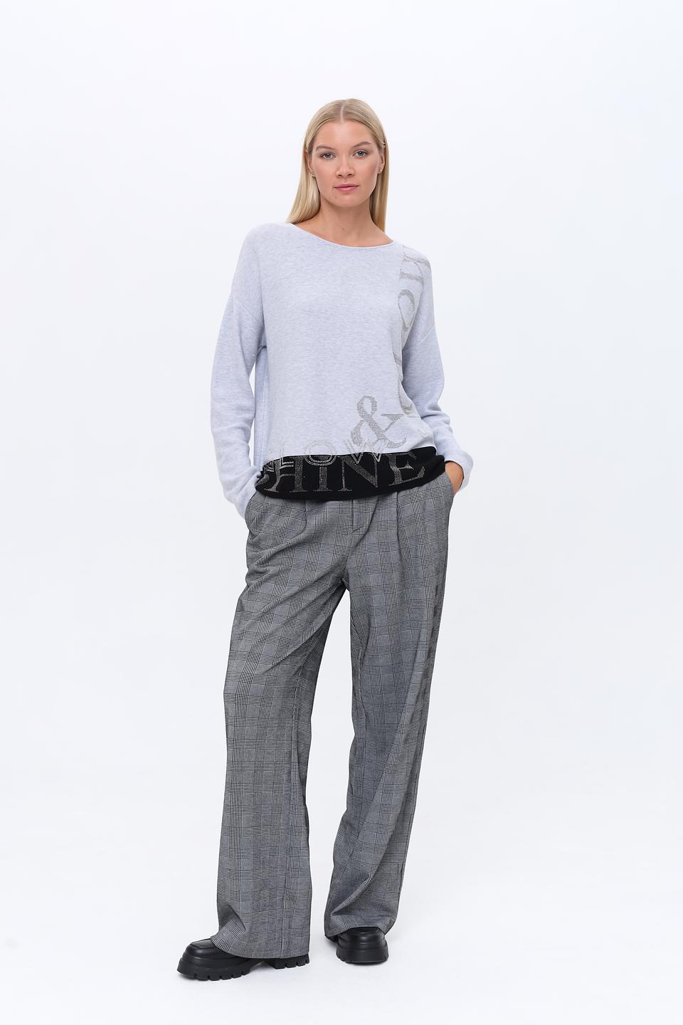 Пуловер Monari серый с декором