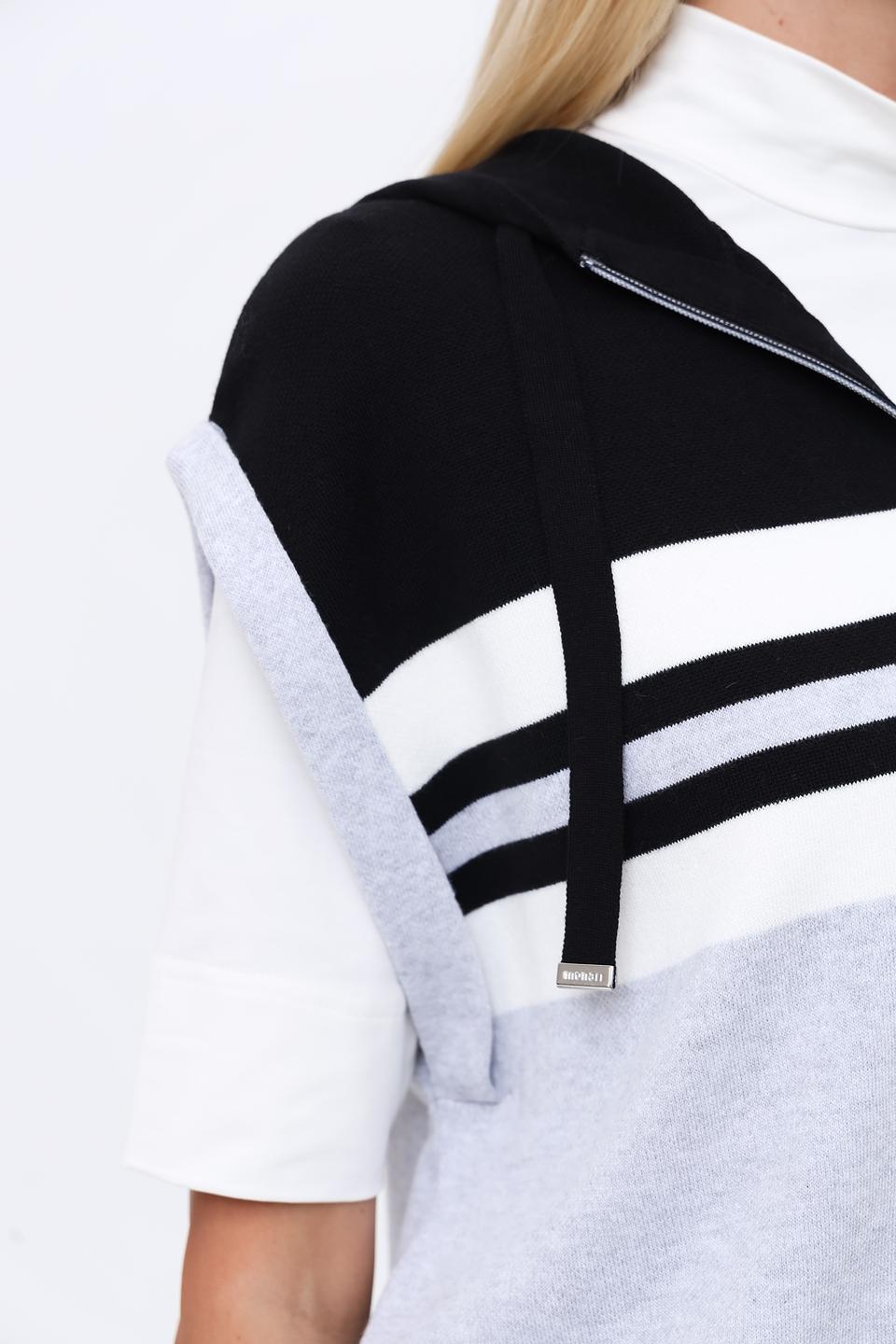 Жилет Monari с полосками