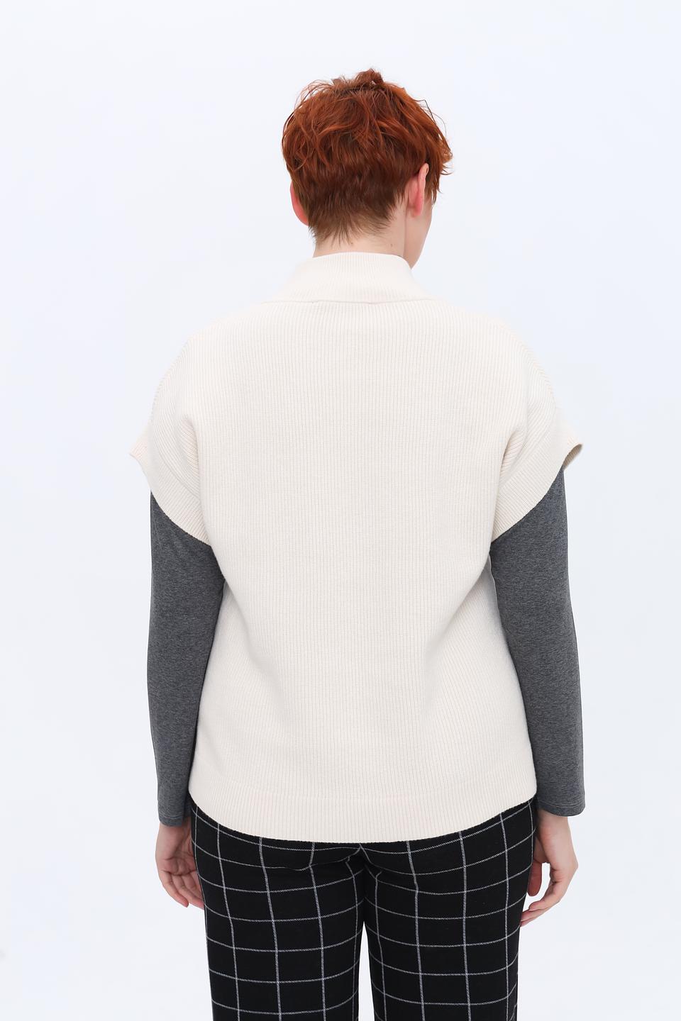 Жилет Lecomte кремовый с молнией