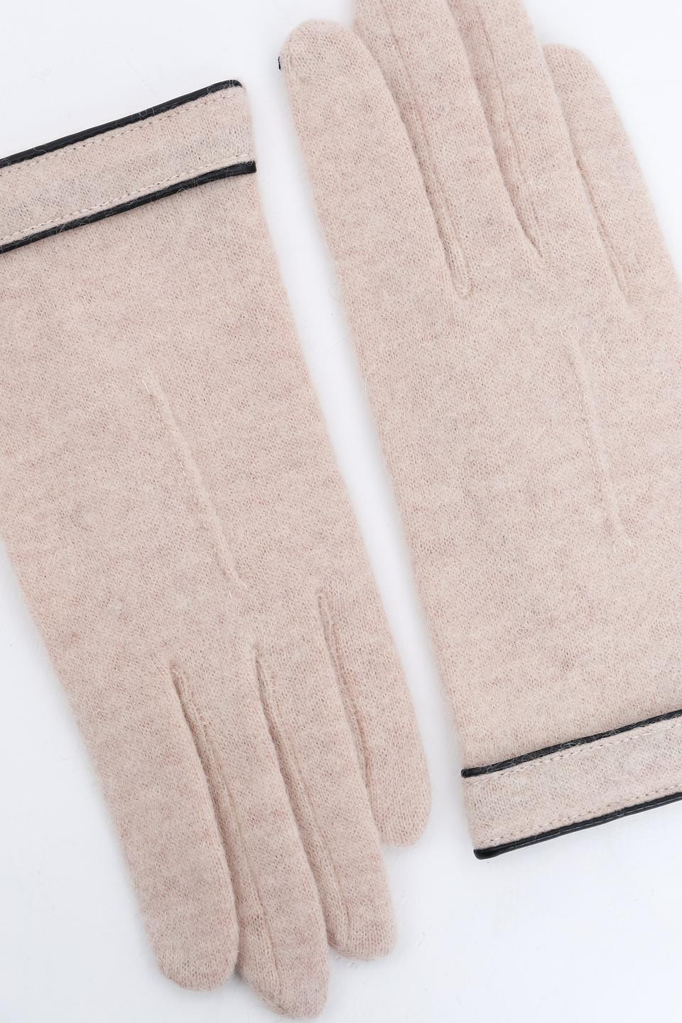 Перчатки Roeckl бежевые с сердечком