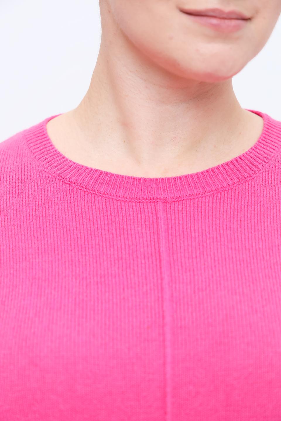 Пуловер Frapp фуксия с карманами