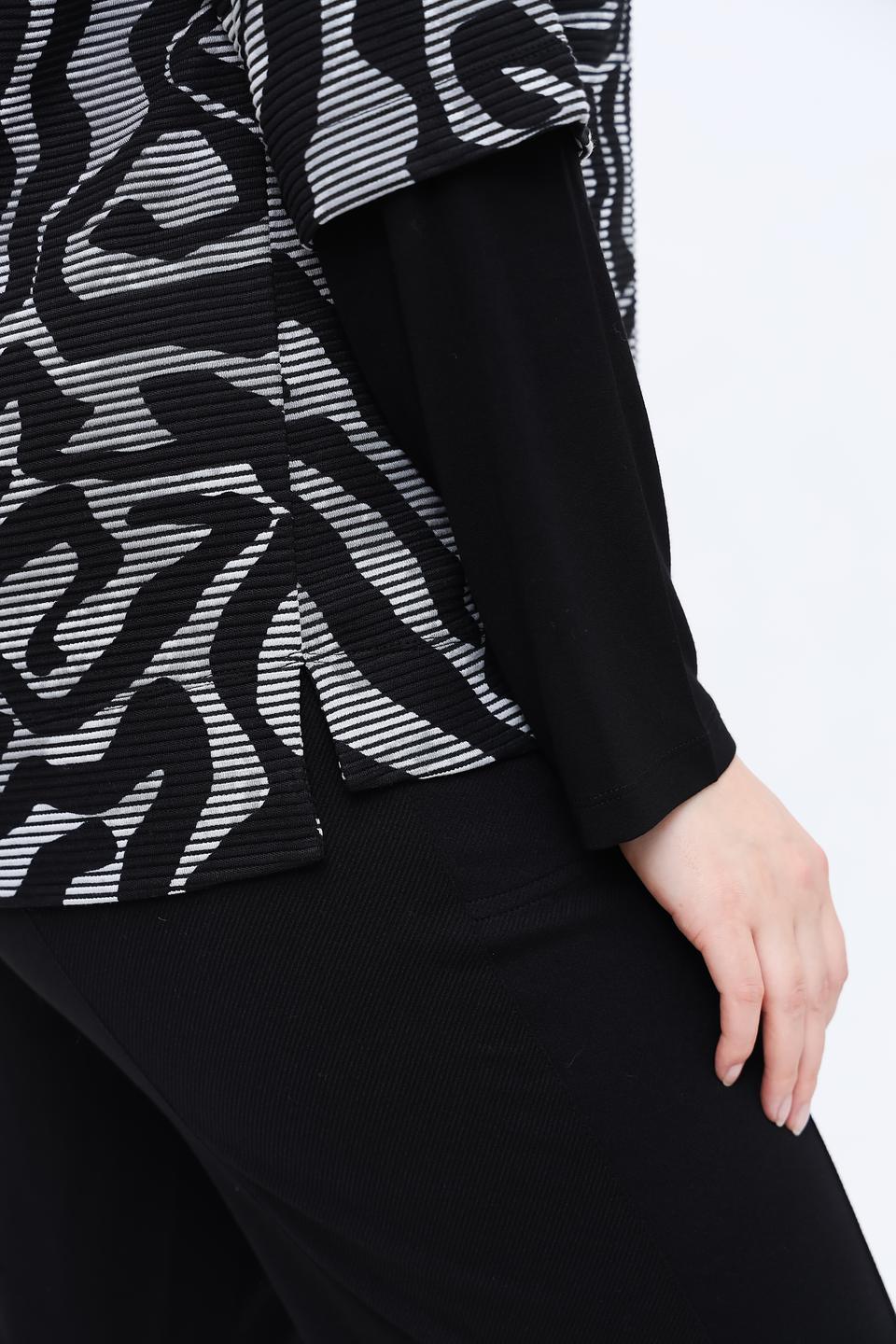 Блуза Via Appia DUE с принтом чёрно-белая