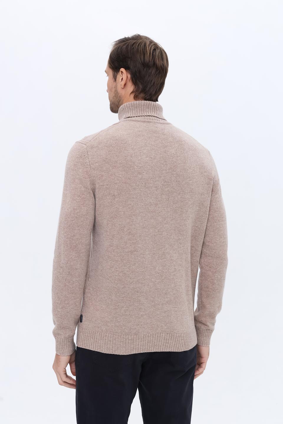 Водолазка Bugatti с ромбами бежевая