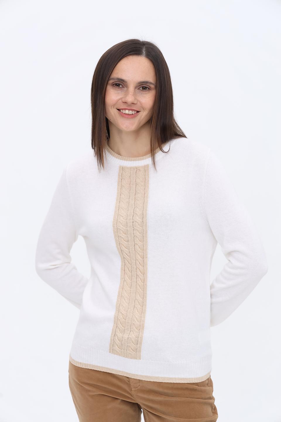 Пуловер Pezzo с косами белый