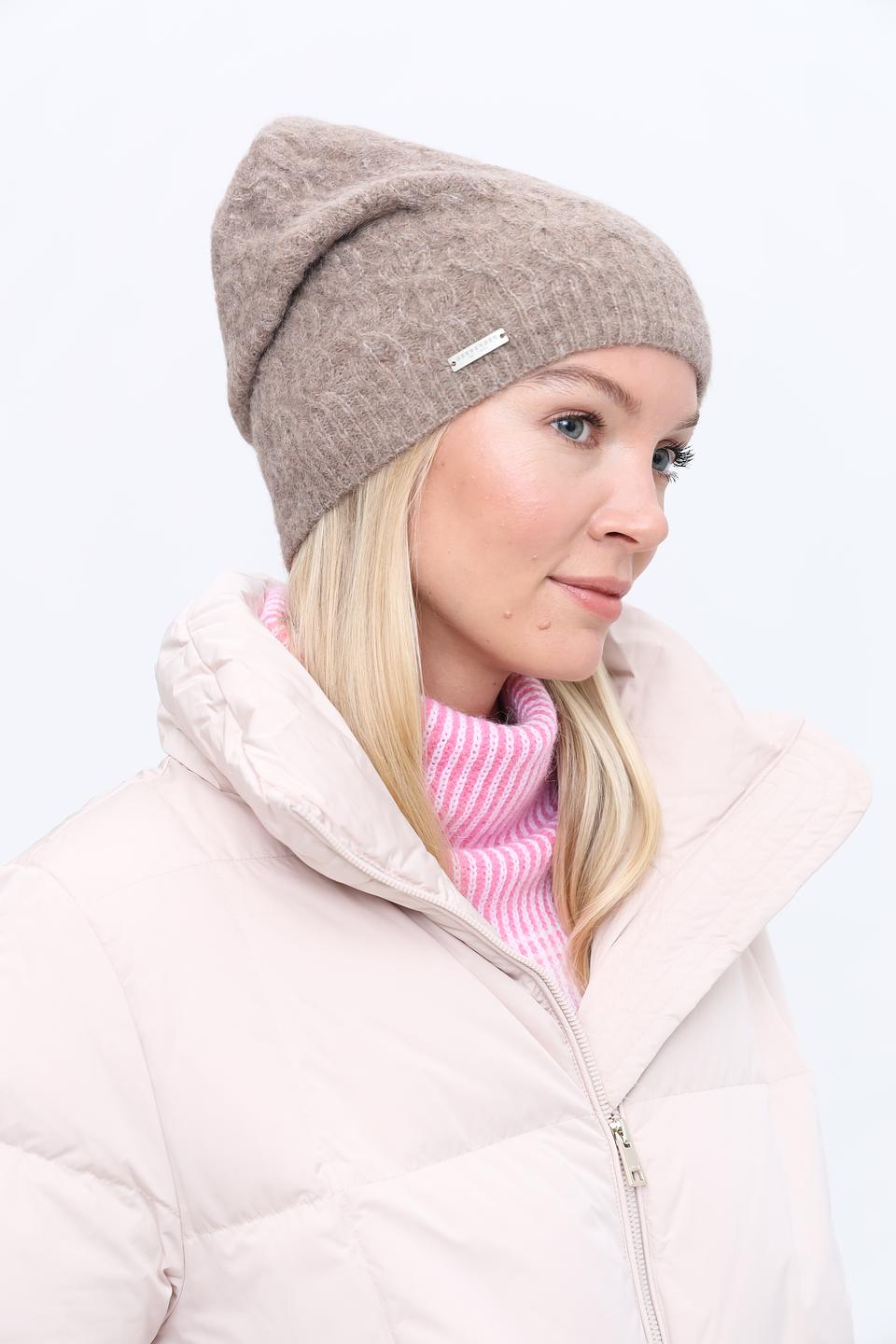 Шапка Seeberger вязаная бежевая