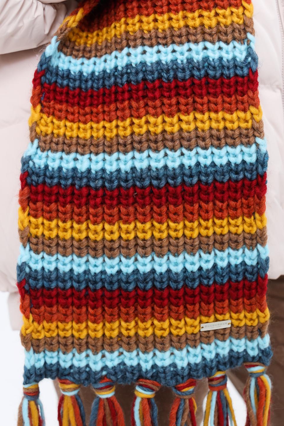 Шарф Seeberger в полоску с кистями