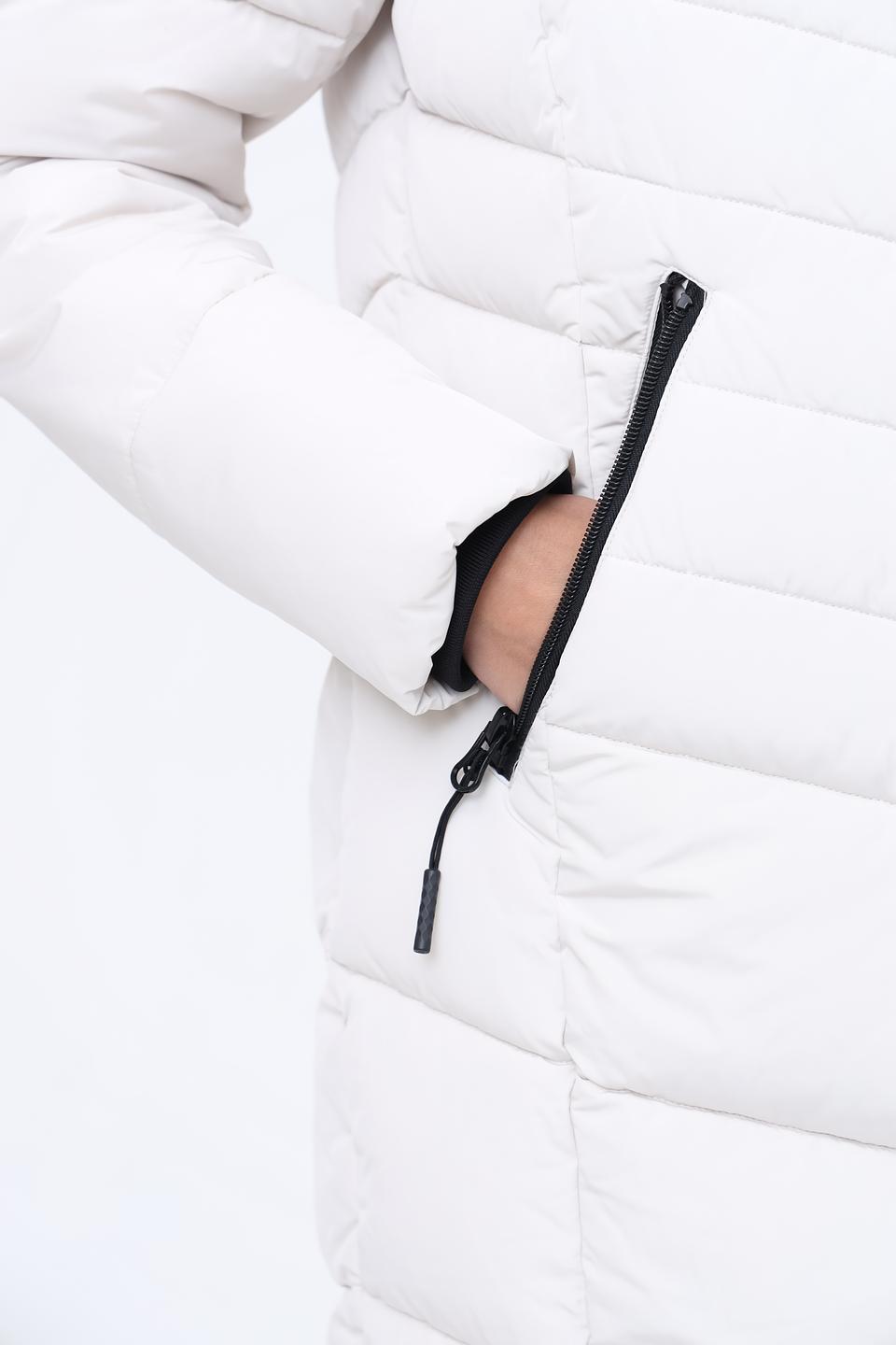 Пальто District стеганое белое