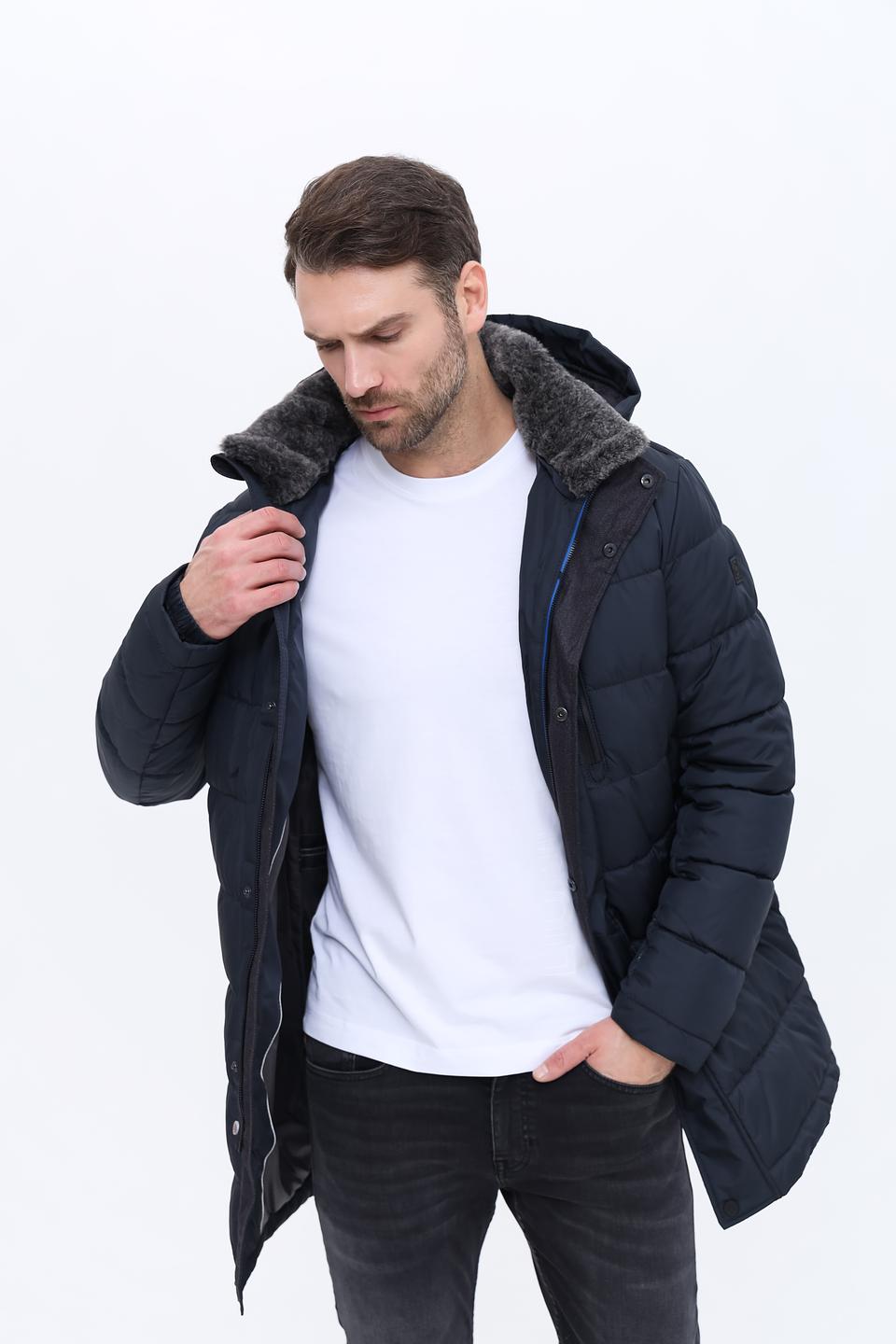 Пальто Red Point стеганое тёмно-синее