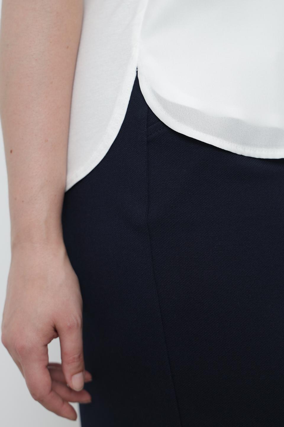 Блуза Frank Walder с V-образным вырезом