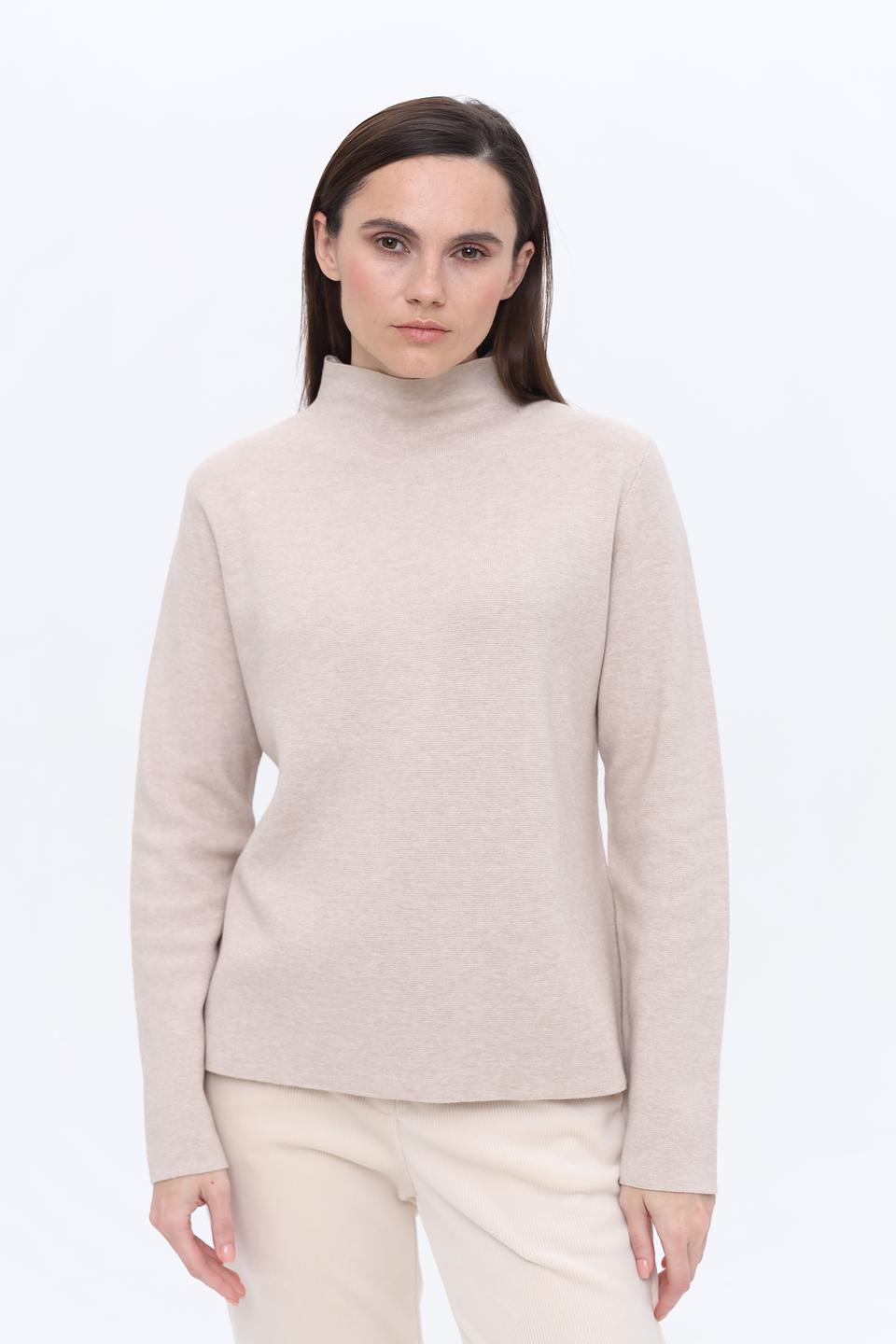 Пуловер More and More бежевый с горлом