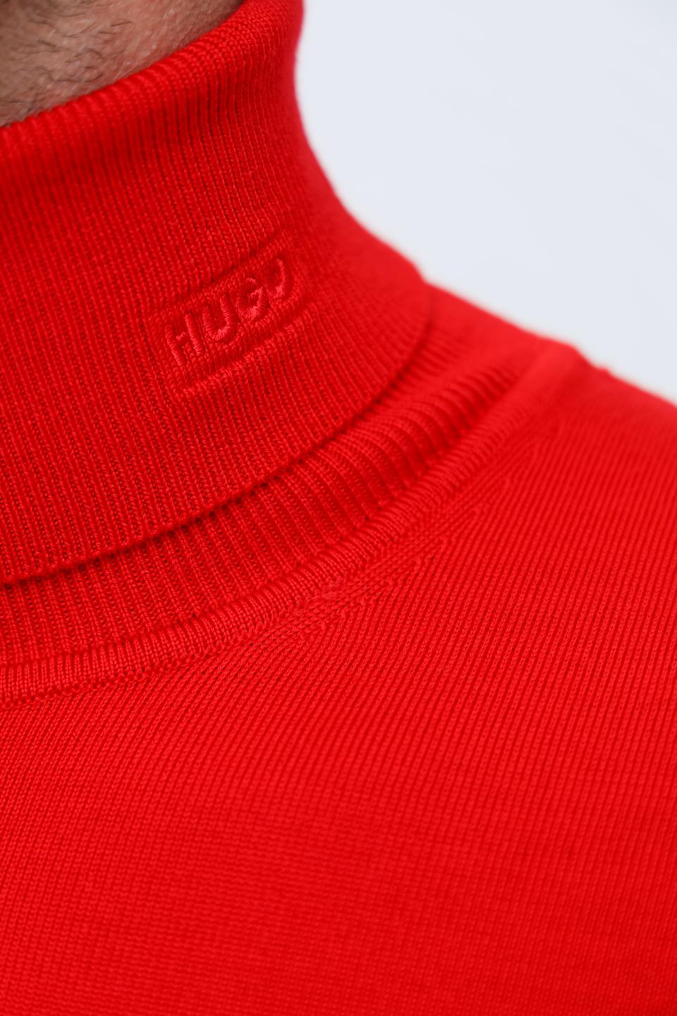 Водолазка Hugo красная