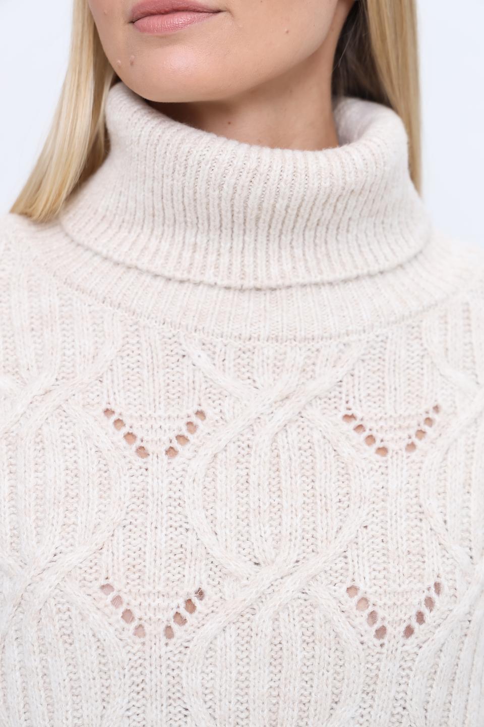 Пуловер More and More с косами бежевый