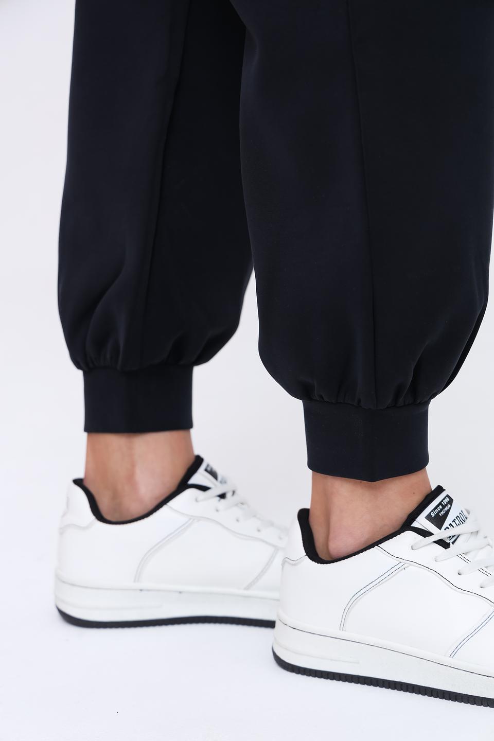 Спортивные брюки EA7 чёрные