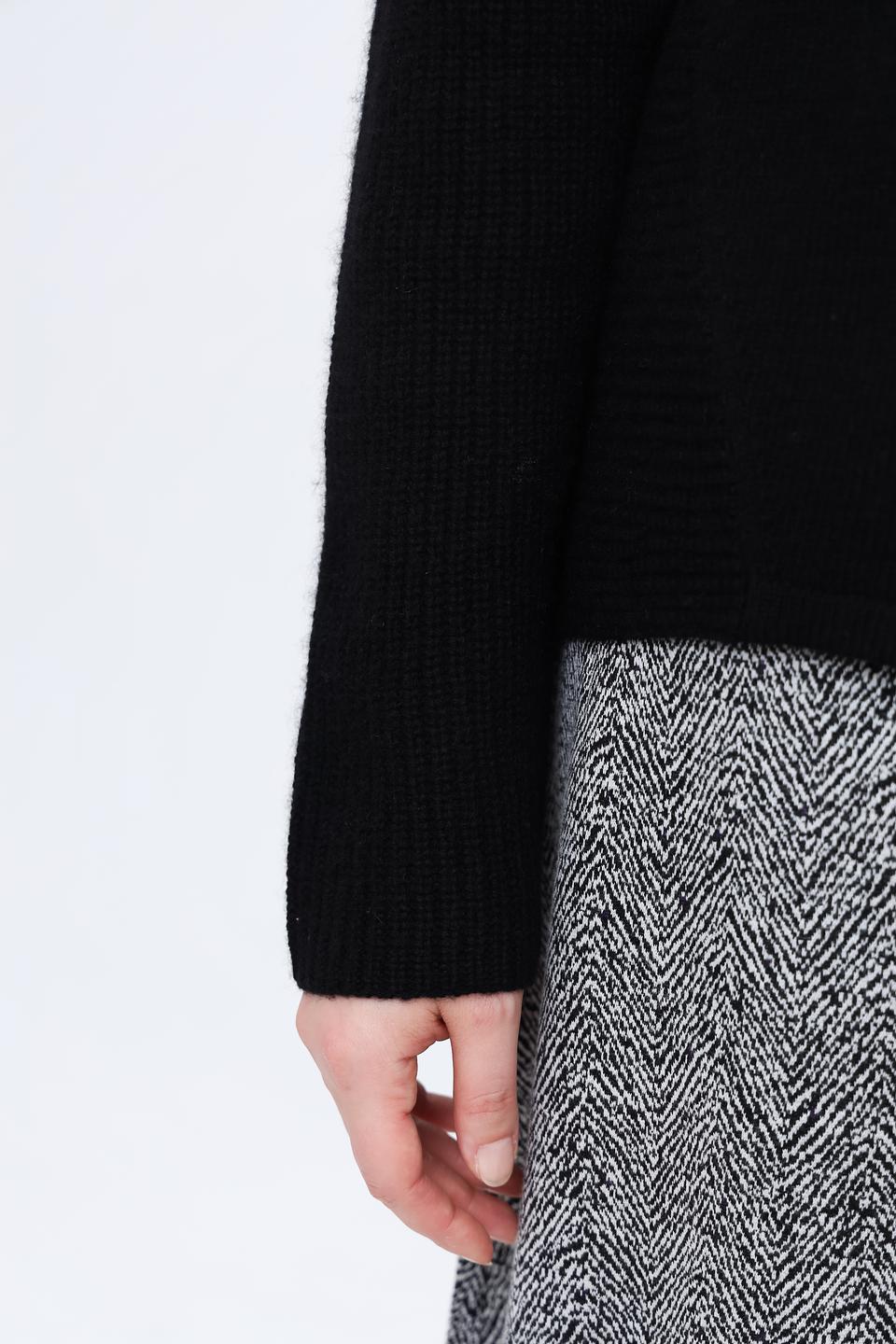 Пуловер Gerry Weber чёрный с горлом