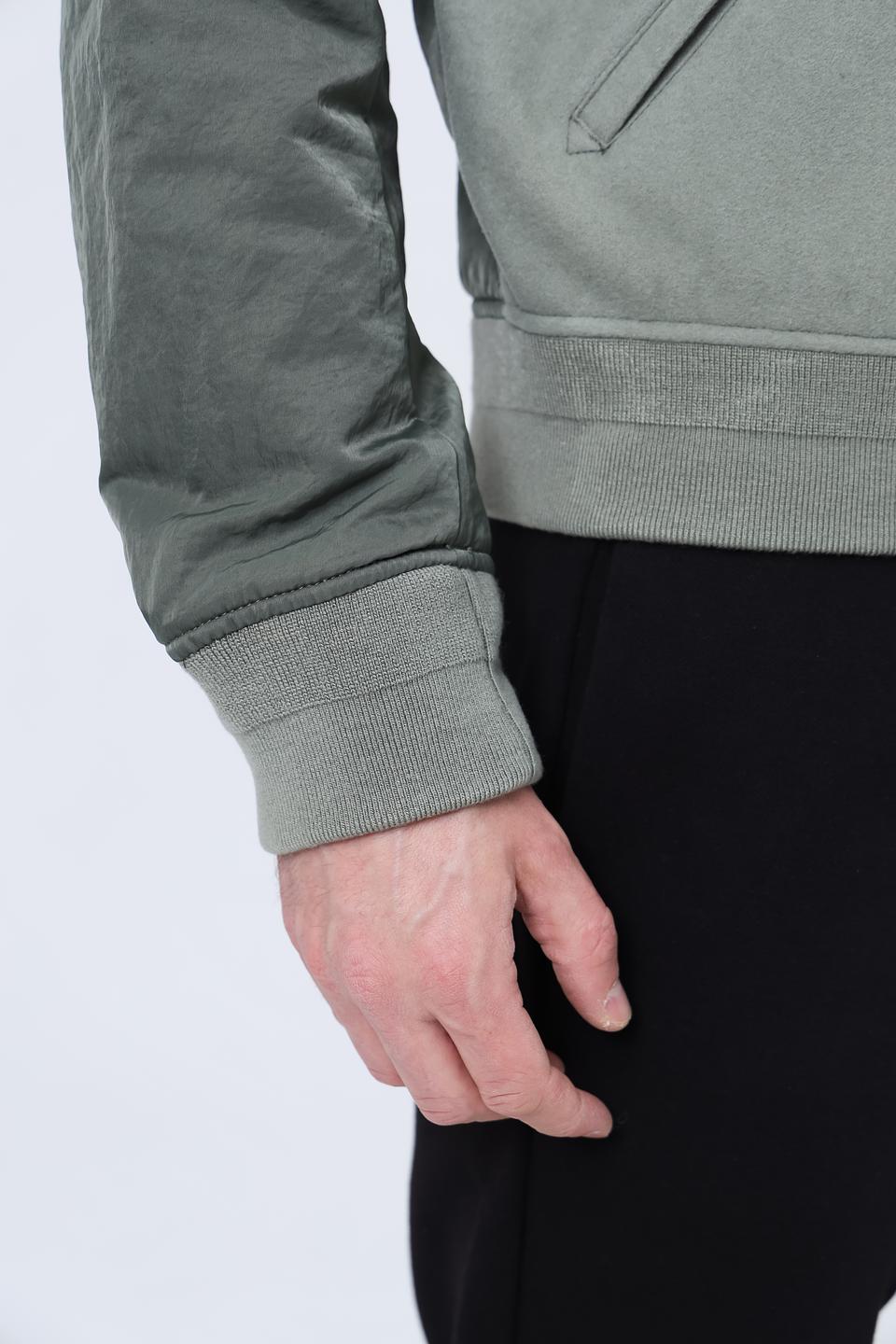 Ветровка Emporio Armani с логотипом хаки